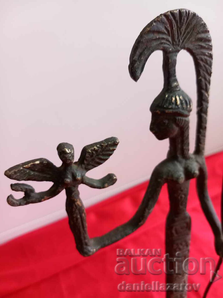 Veche Statuetă de Bronz Zeița Războinică ATENA cu preț 120.00 BGN | € 61.36