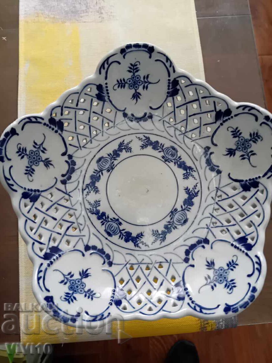 Porcelain fruit bowl, marked with price € 80.00 | 156.47 BGN