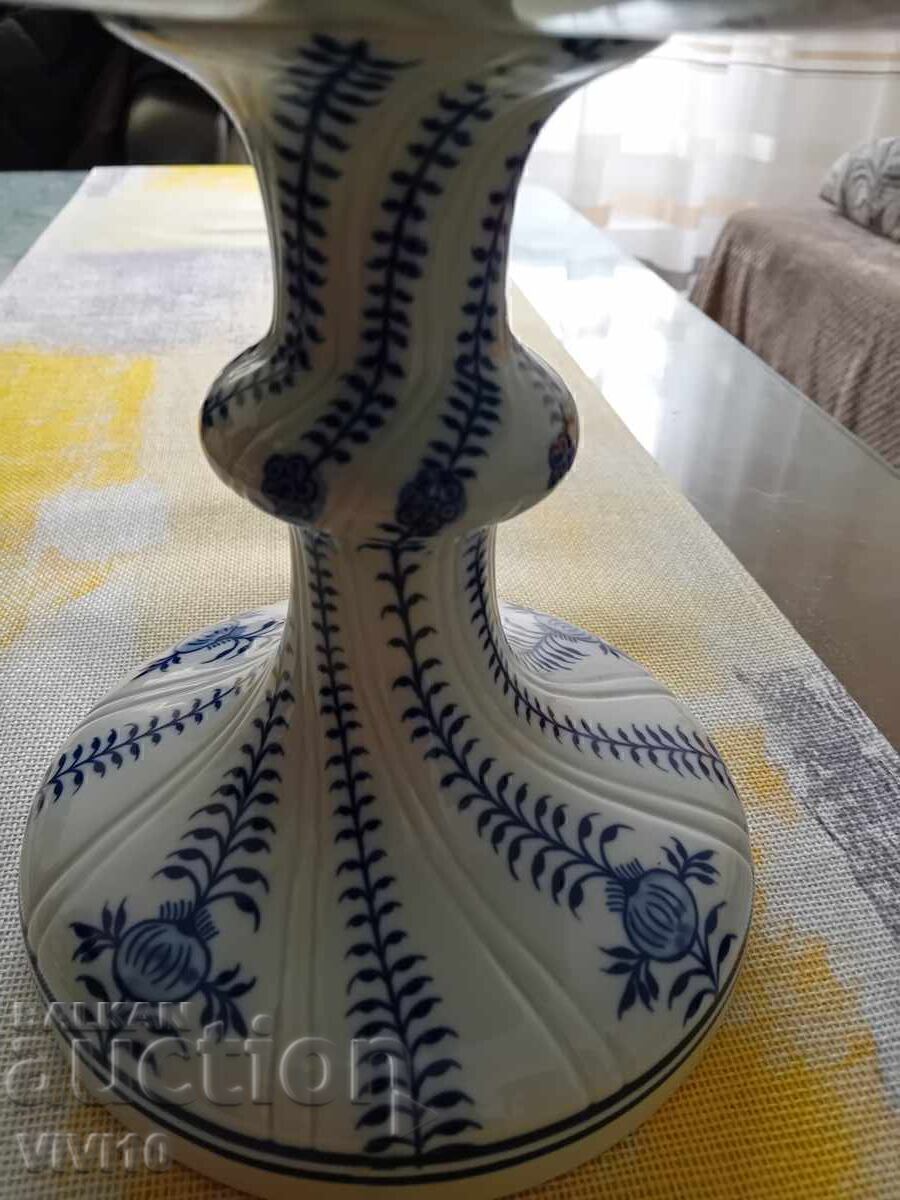 Auction  Porcelain fruit bowl, marked
