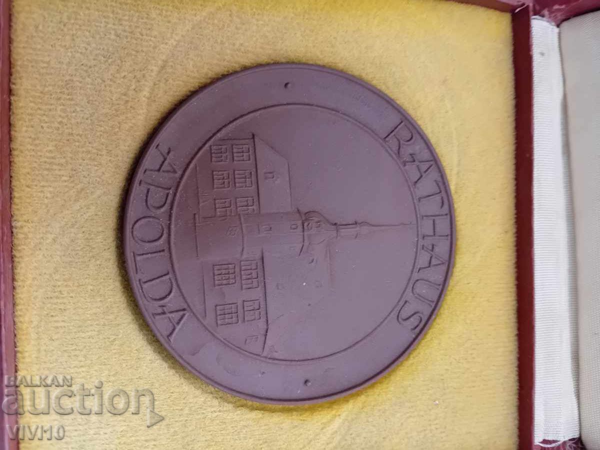 Plachetă, Meissen, porțelan cu preț € 20.45 | 40.00 BGN Plachetă, Meissen, porțelan cu preț € 20.45 | 40.00 BGN