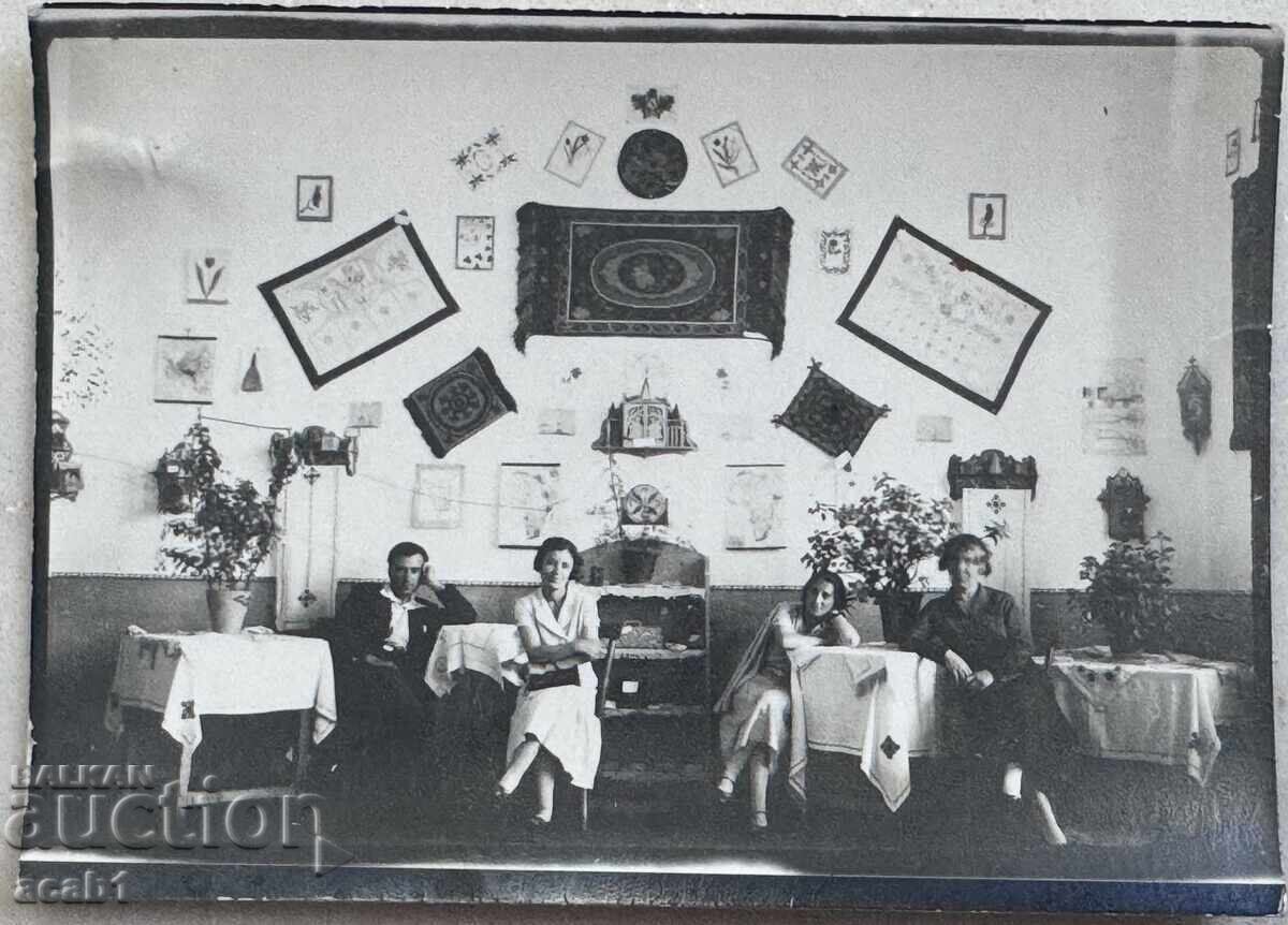 Expoziție școlară cu preț 11.99 BGN | € 6.13 Expoziție școlară cu preț 11.99 BGN | € 6.13