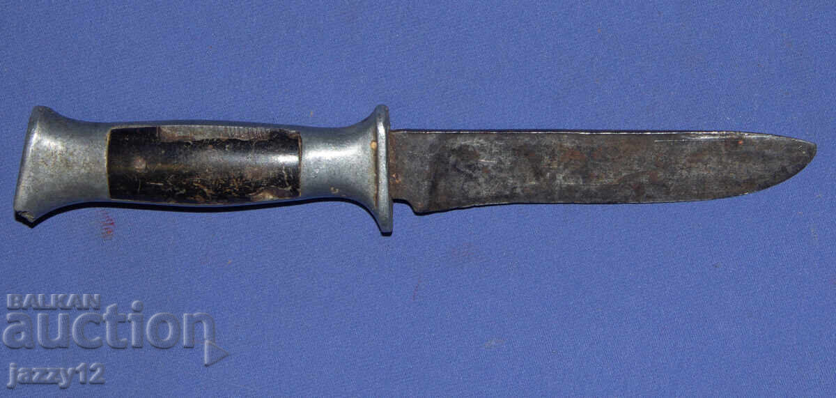 Cuțit turistic bulgăresc vechi