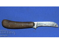 Briceag vechi de buzunar cu mâner de lemn Petko Denev