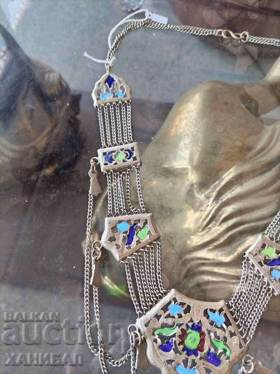 Licitație BIJUTERII RENAȘTERII, PAFTALE, BRĂȚARĂ