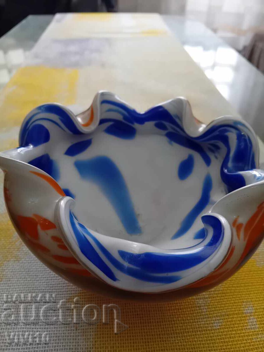 Bol decorativ din sticlă Murano cu preț 100.00 BGN | € 51.13