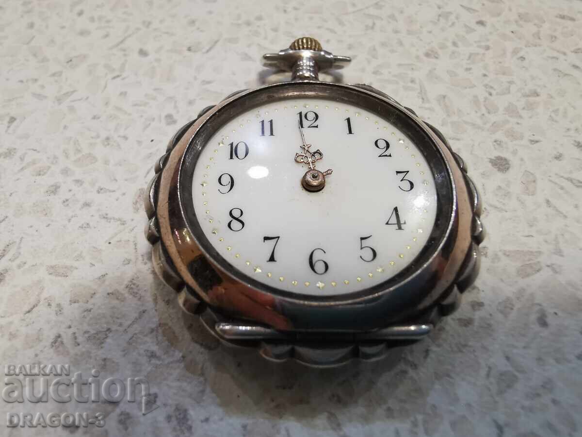 Ceas de buzunar din argint cu preț 50.00 BGN | € 25.56