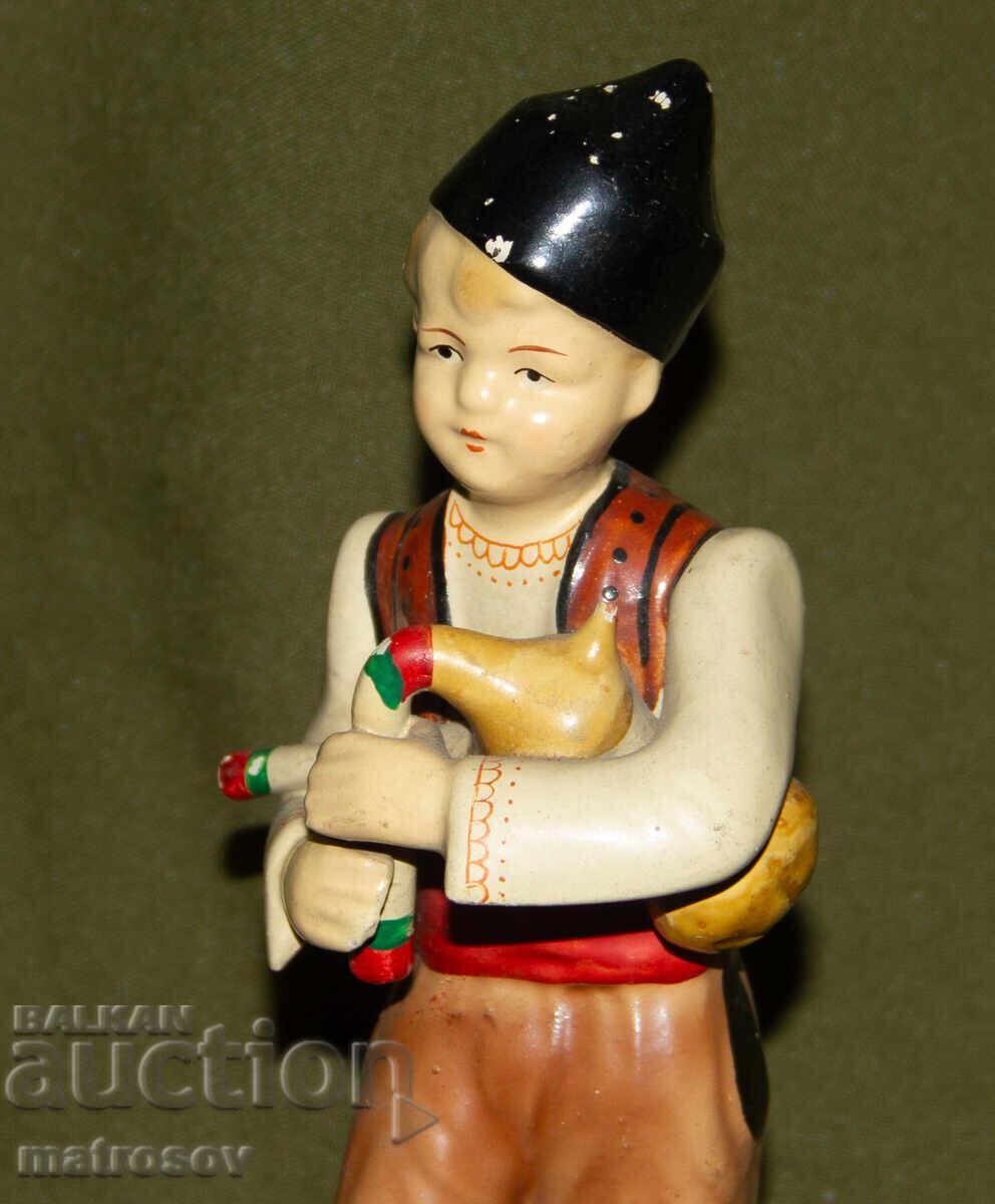 Decorative porcelain figurine, bagpiper - 6