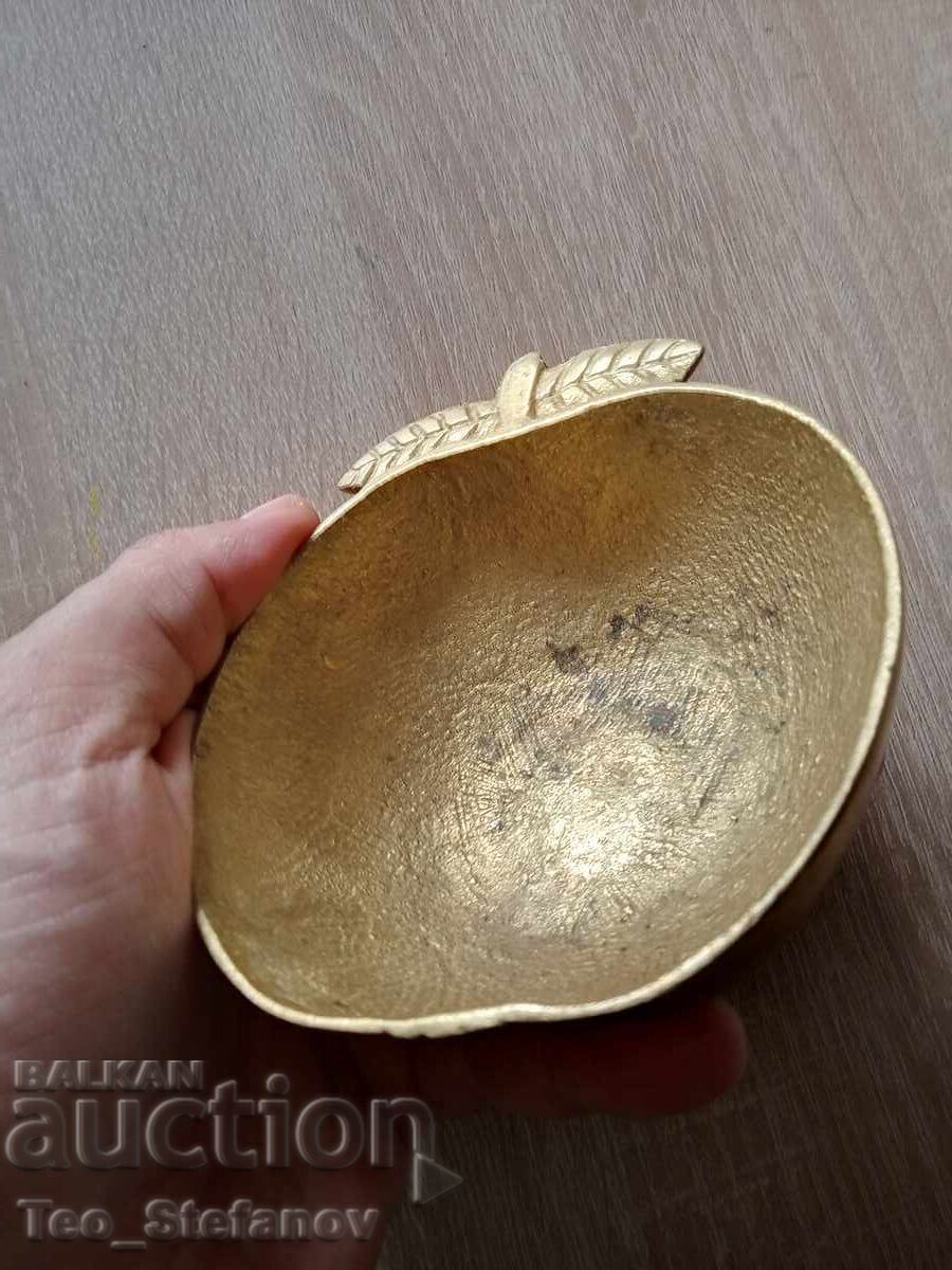 Δημοπρασία Κούπα μήλου ορείχαλκου