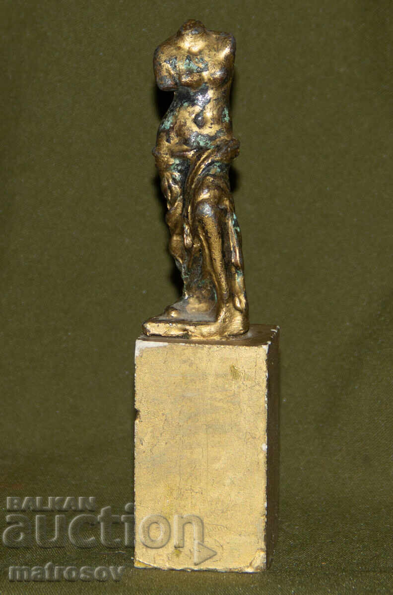 Γύψινο γλυπτό, αυθεντικό