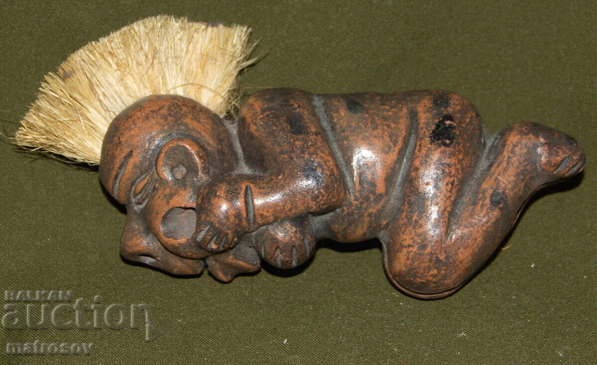 Figurină ceramică decorativă cu preț 150.00 BGN | € 76.69