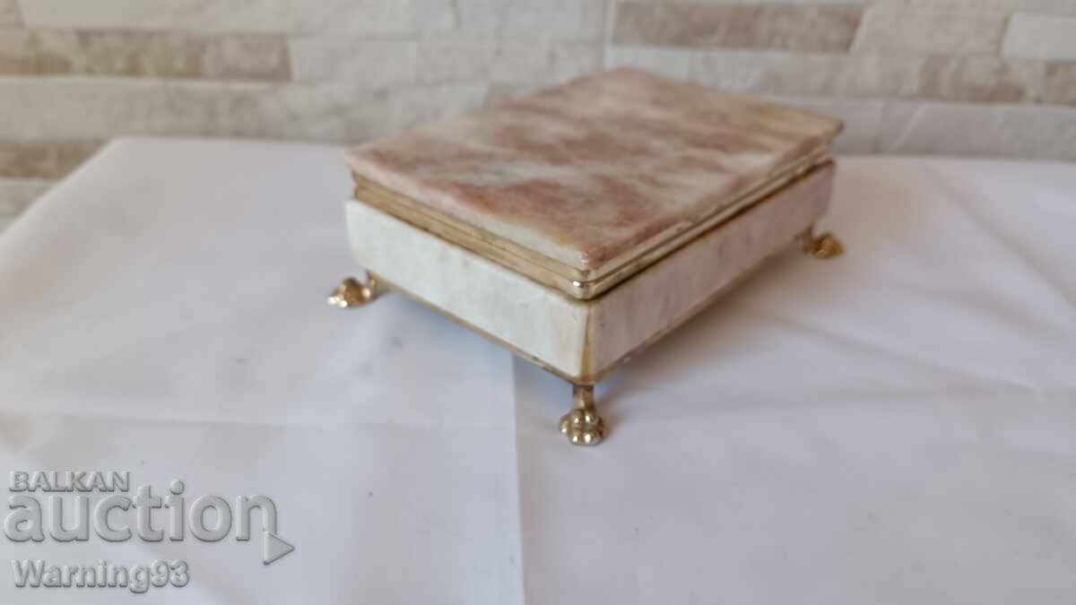 Licitație Cutie de bijuterii - marmură - producție bulgărească