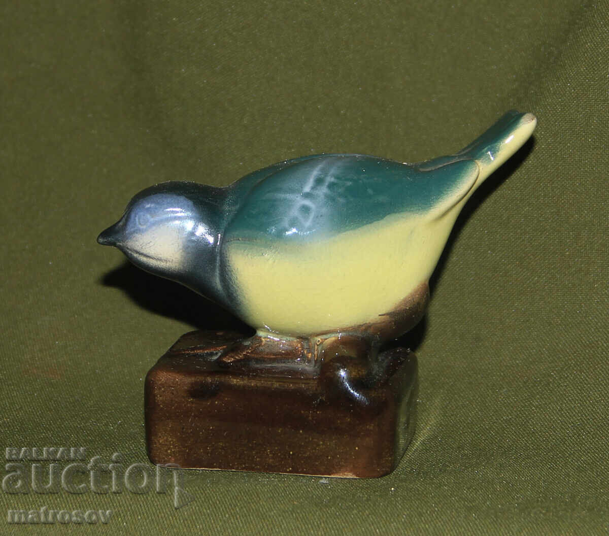 Παράδοση Παλιά διακοσμητική πορσελάνινη φιγούρα πουλιού