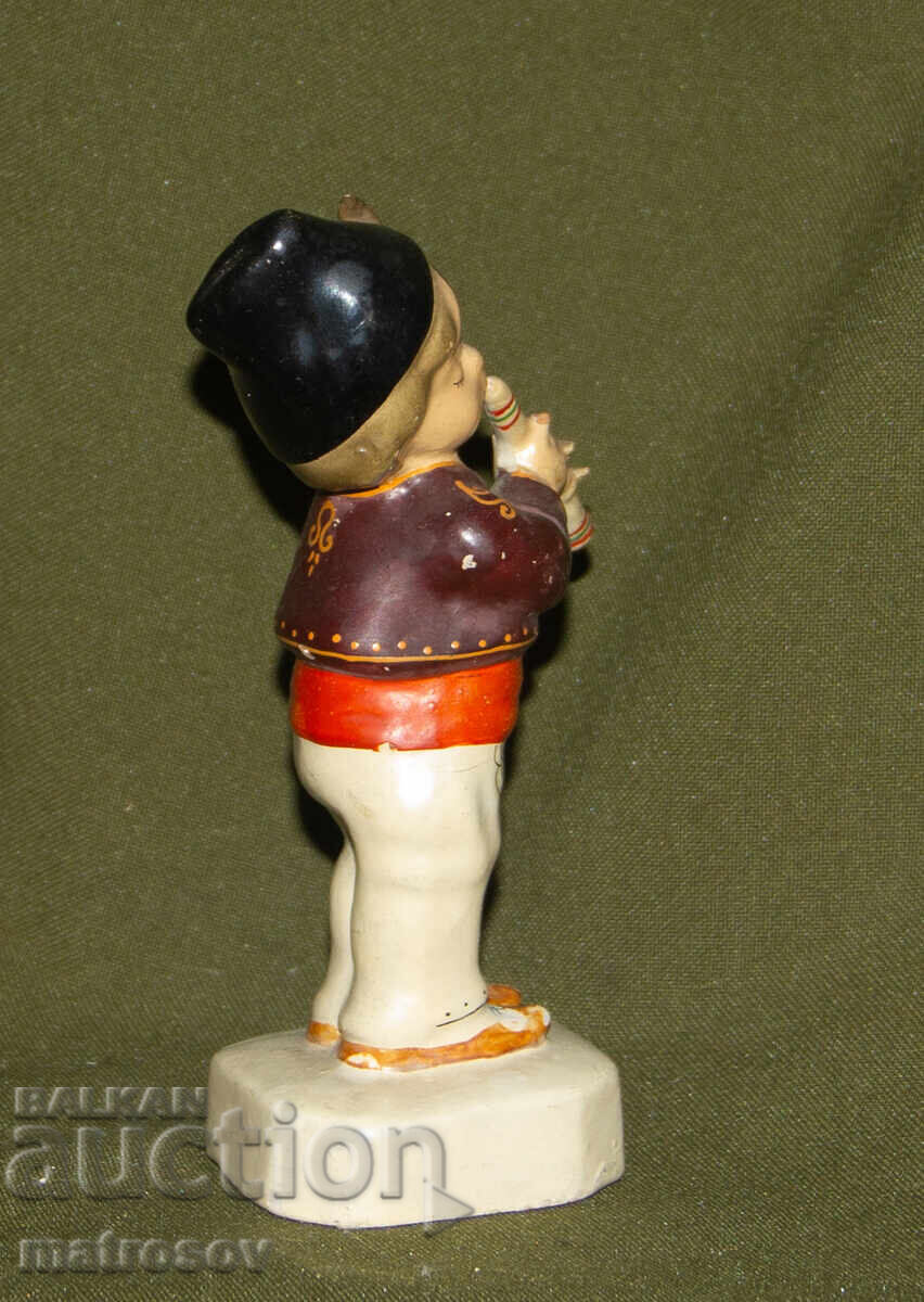 Figurină decorativă din porțelan, băiat cu fluier - 5 Figurină decorativă din porțelan, băiat cu fluier - 5