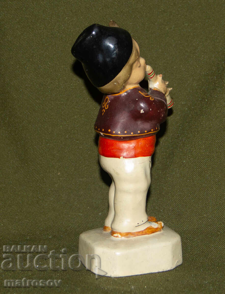 Figurină decorativă din porțelan, băiat cu fluier - 6 Figurină decorativă din porțelan, băiat cu fluier - 6