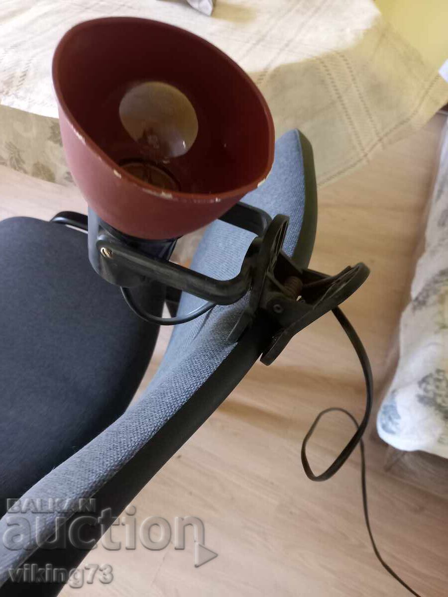 Lampă de noapte, BG, soc., cu clemă cu preț 15.00 BGN | € 7.67