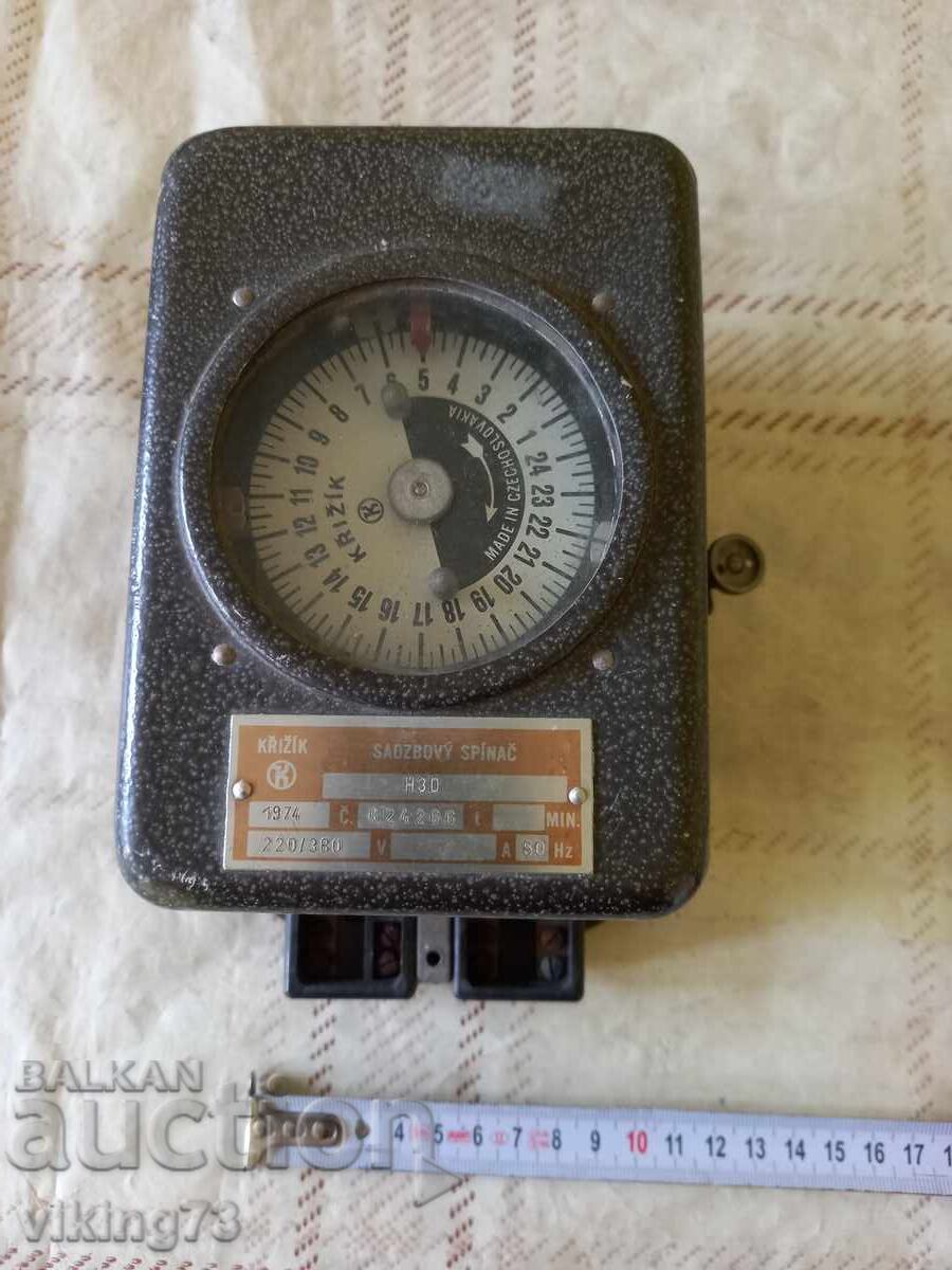 Ceas pentru contor electric, Cehoslovacia