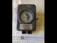 Ceas pentru contor electric, Cehoslovacia