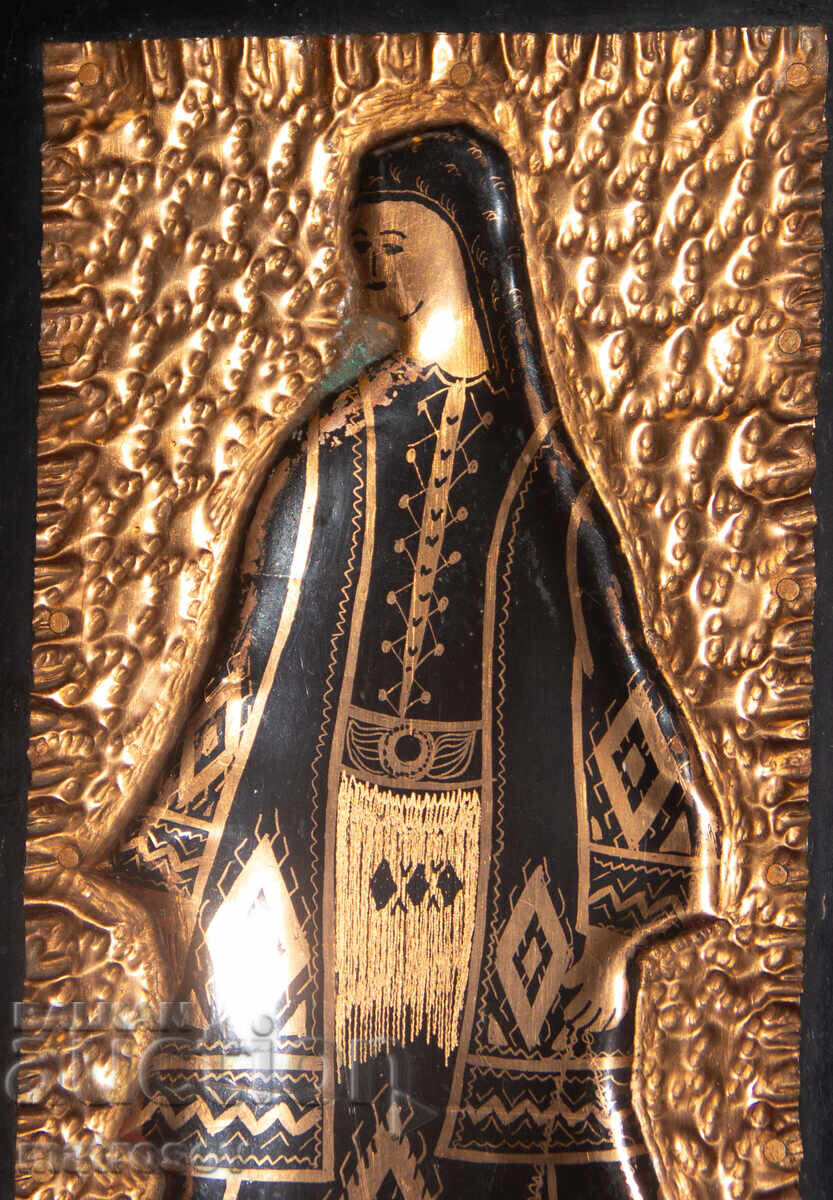 Livrarea Plachetă de alamă basorelief, femeie în costum popular Livrarea Plachetă de alamă basorelief, femeie în costum popular