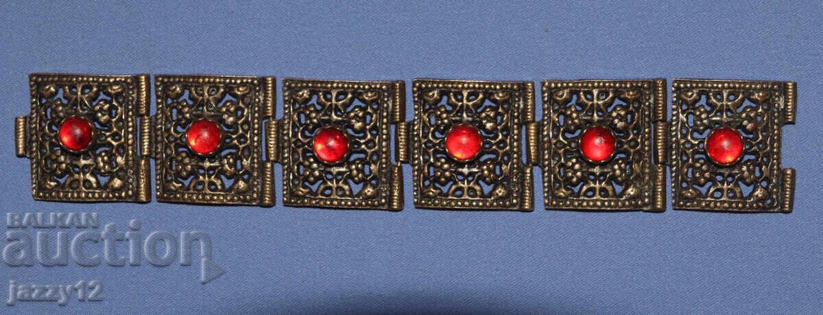 Brățară veche tradițională din bronz Brățară veche tradițională din bronz