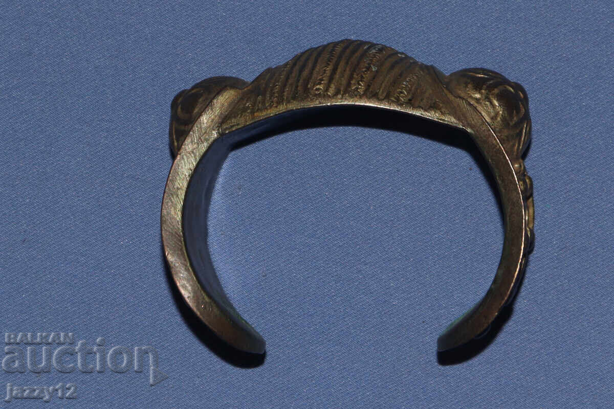 Δημοπρασία Παλιά μπρούτζινη βραχιόλι σφεντόνα