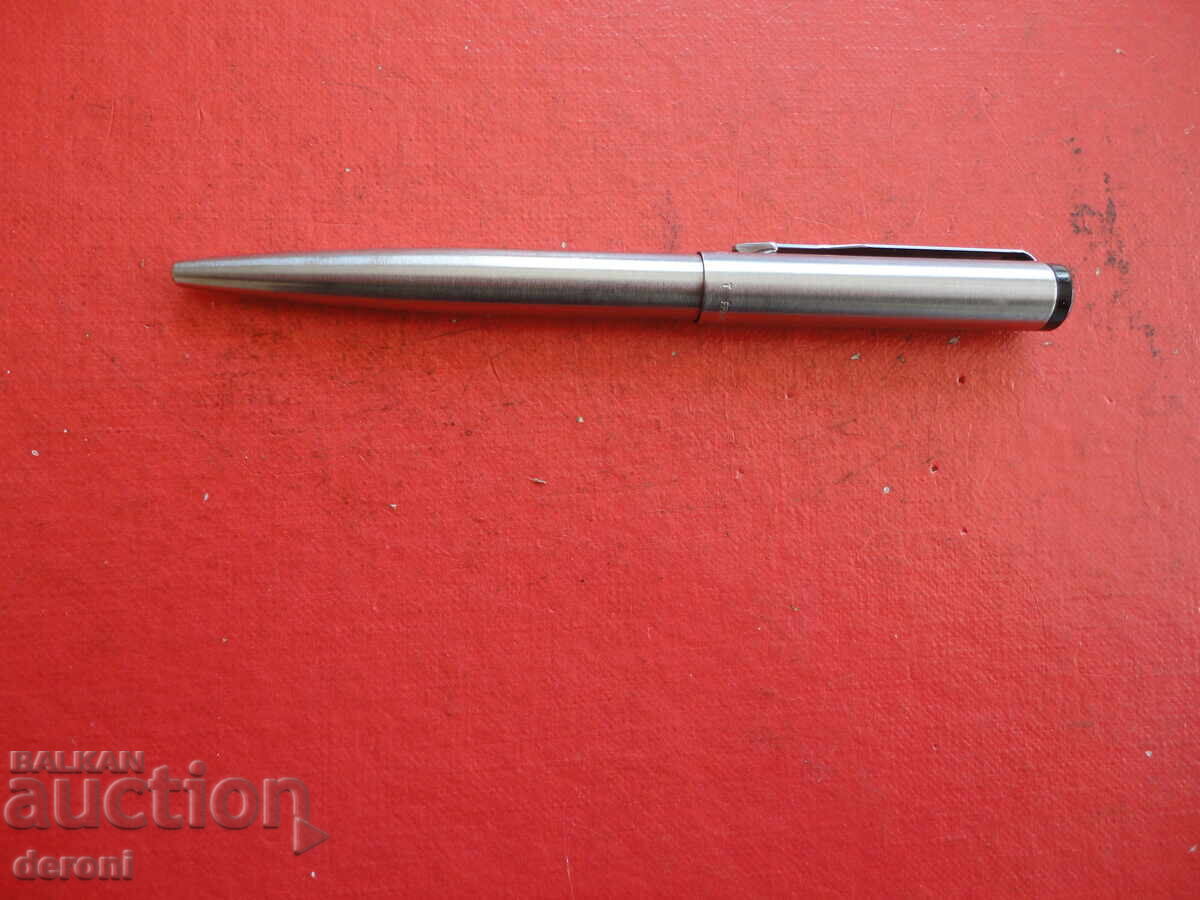 Химикал химикалка Parker France с цена 50.00 лв. | € 25.56 Химикал химикалка Parker France с цена 50.00 лв. | € 25.56