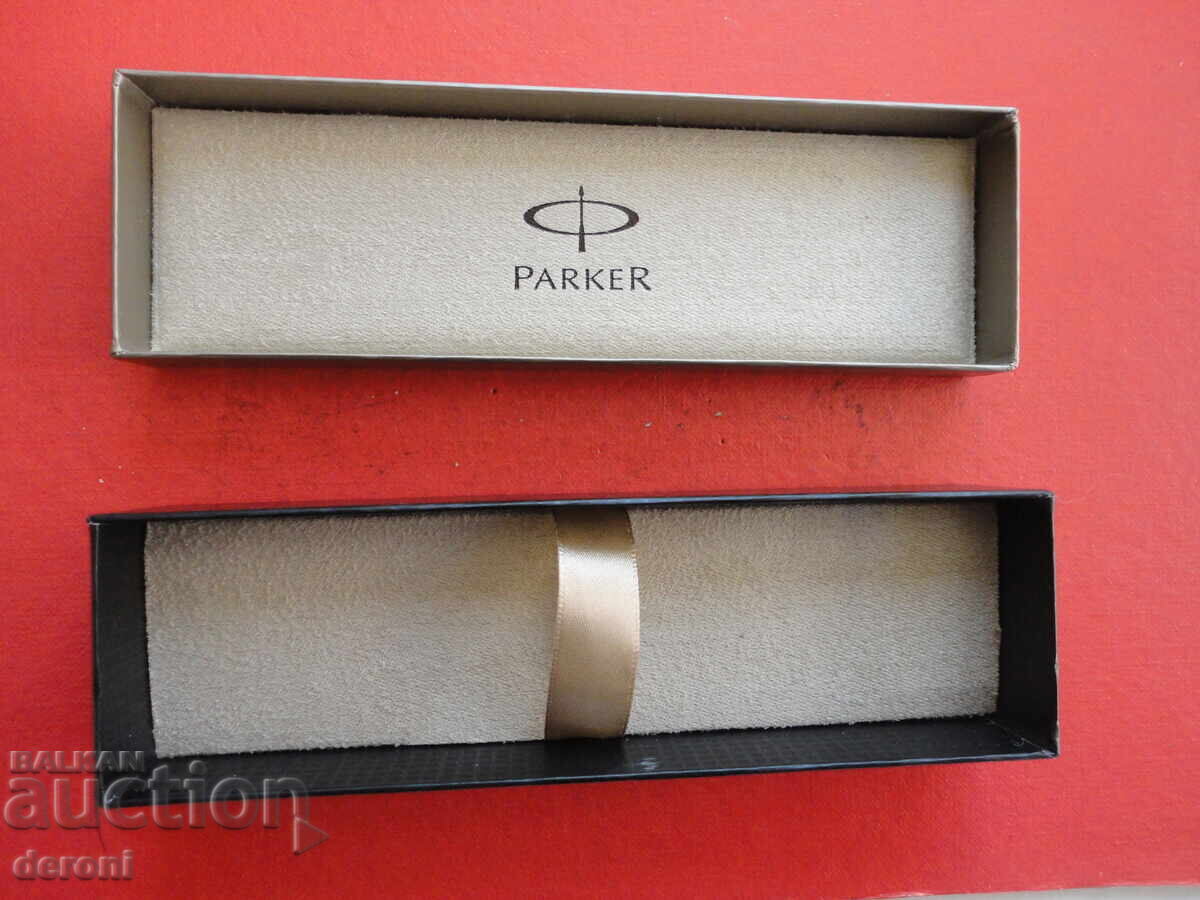 Cutie pentru stilou Parker cu preț 10.00 BGN | € 5.11