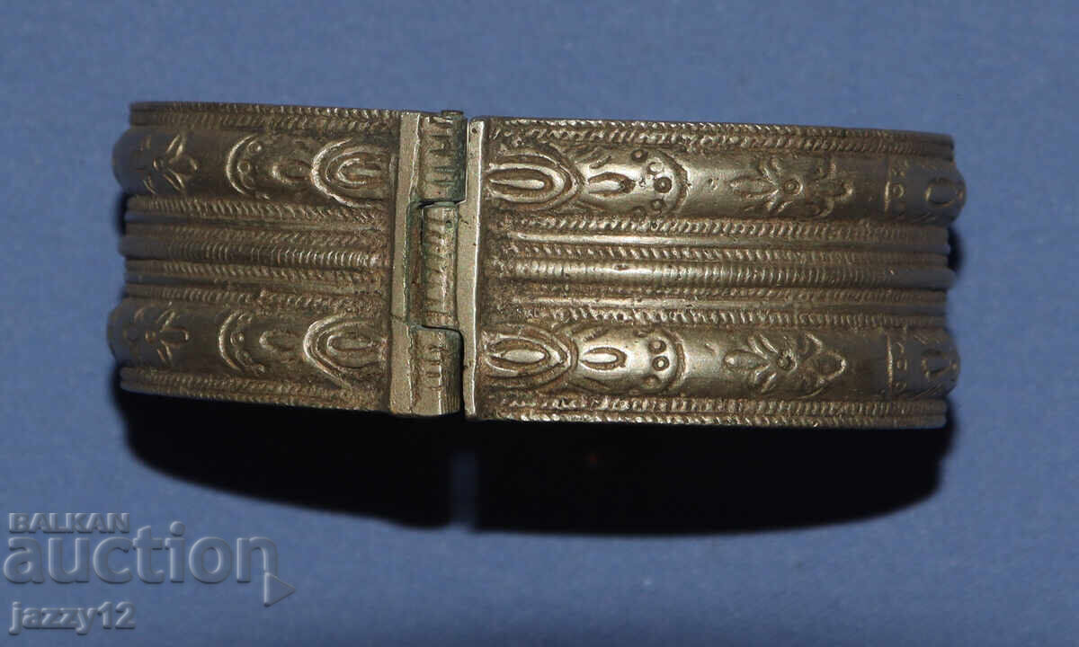 Παλιό ασημένιο παραδοσιακό βραχιόλι