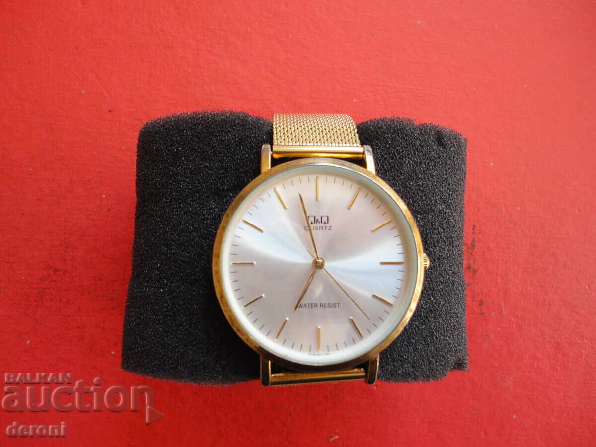 Great gold-plated Q&Q watch