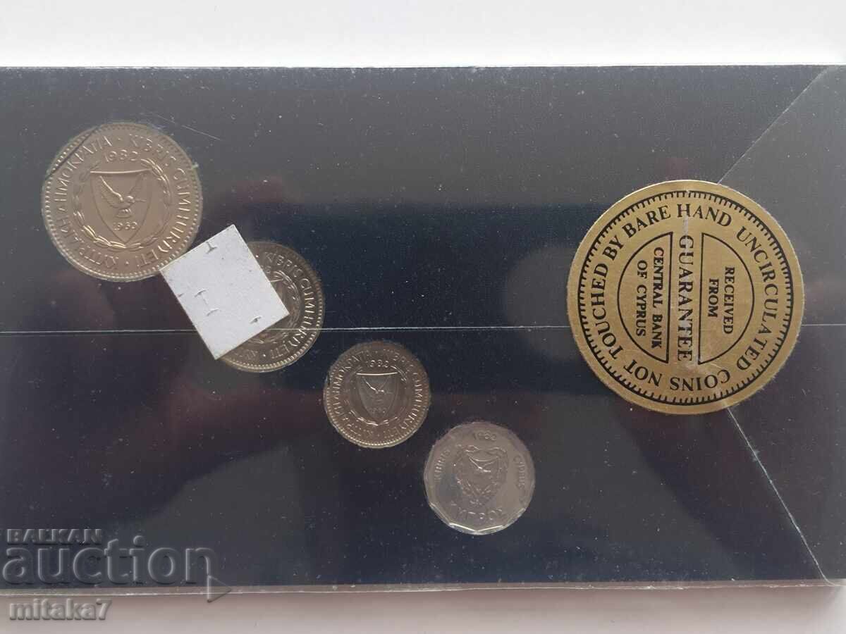 Licitație Set de monede din 1982, Cipru