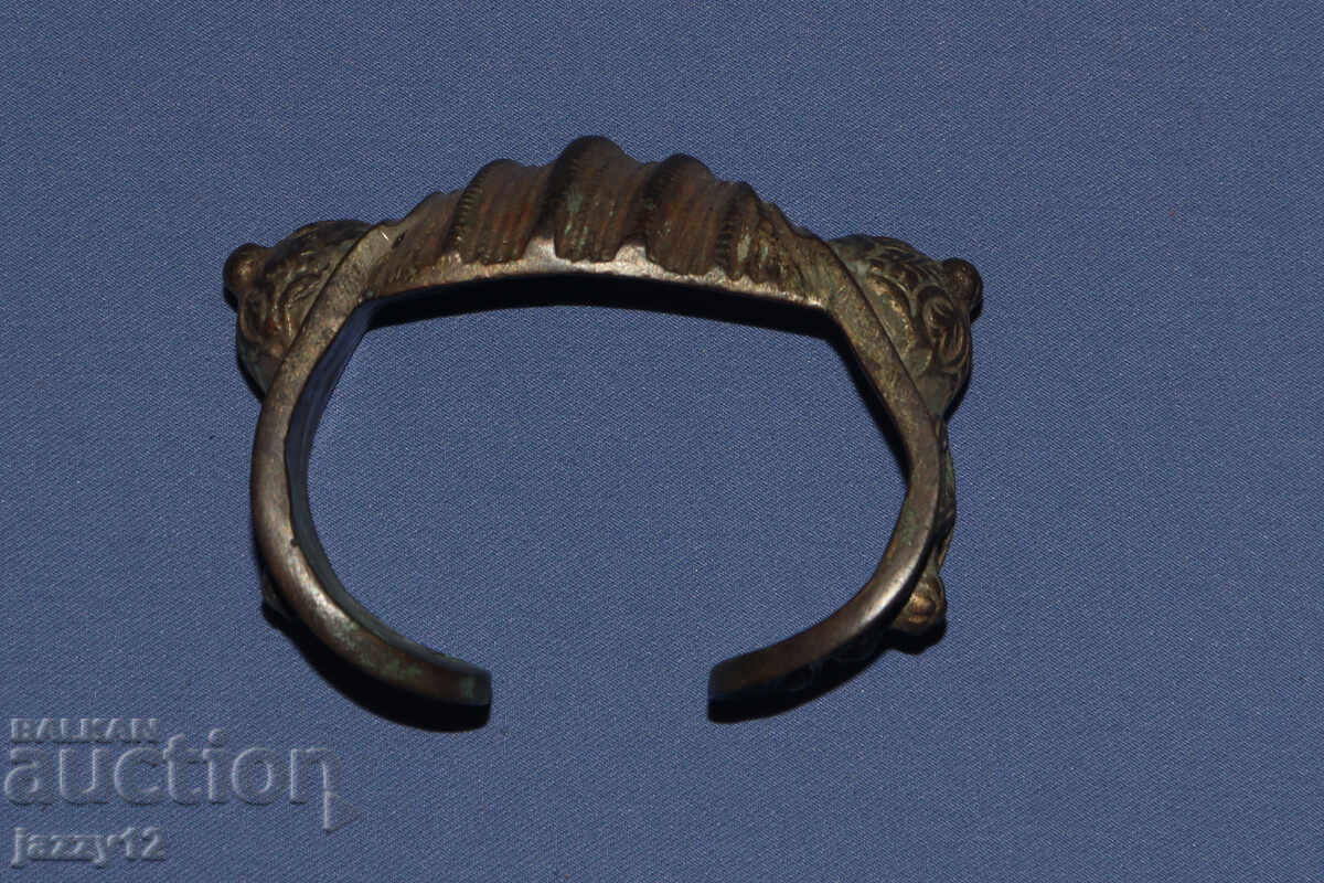 Δημοπρασία Παλιά μπρούτζινη βραχιόλι σφεντόνα