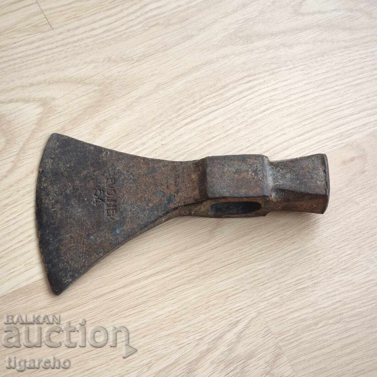 An old hatchet with price 40.00 BGN | € 20.45