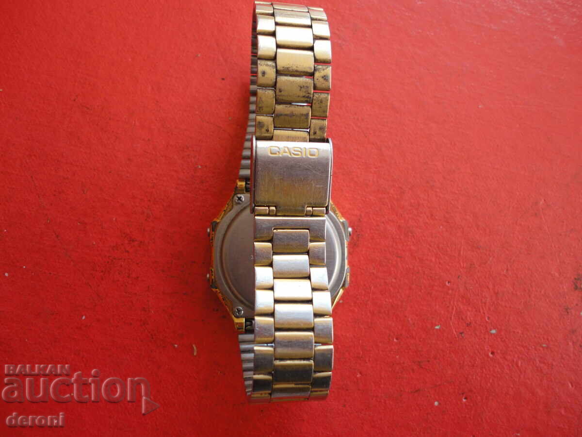 Позлатен часовник Casio - 6 Позлатен часовник Casio - 6