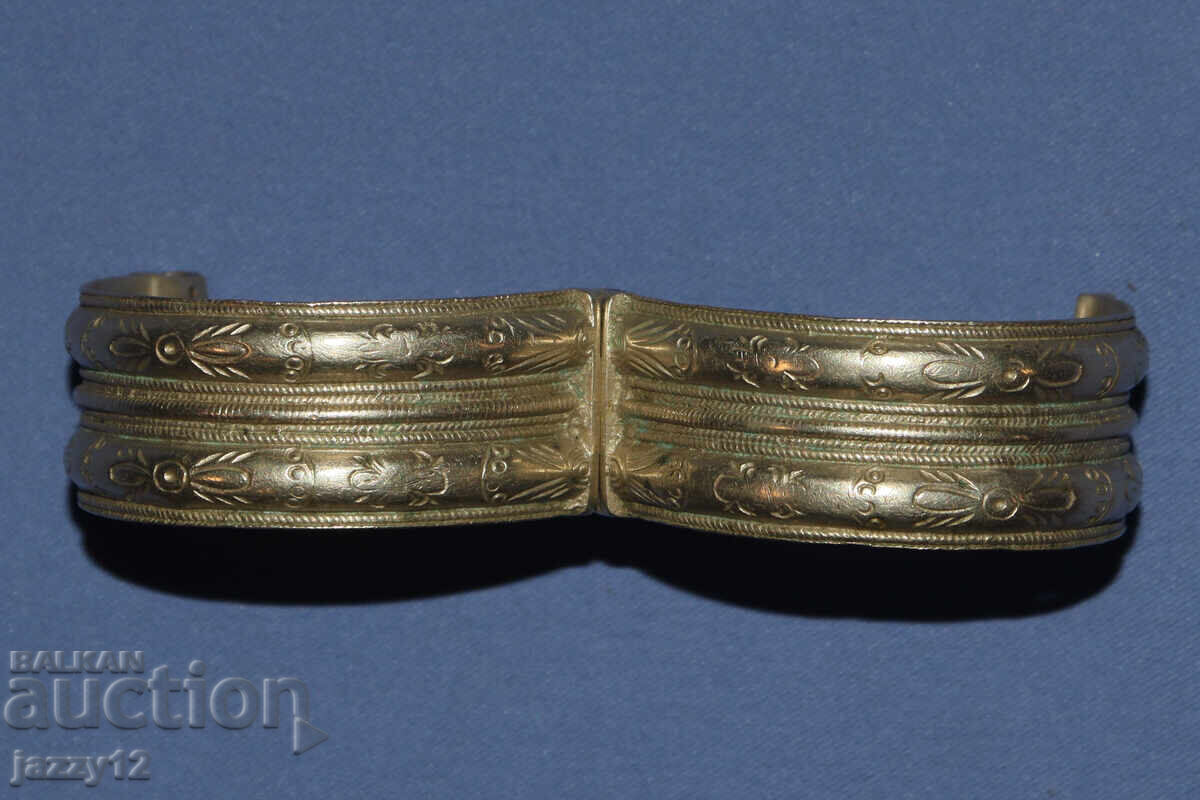 Auction  Old silver traditional bracelet