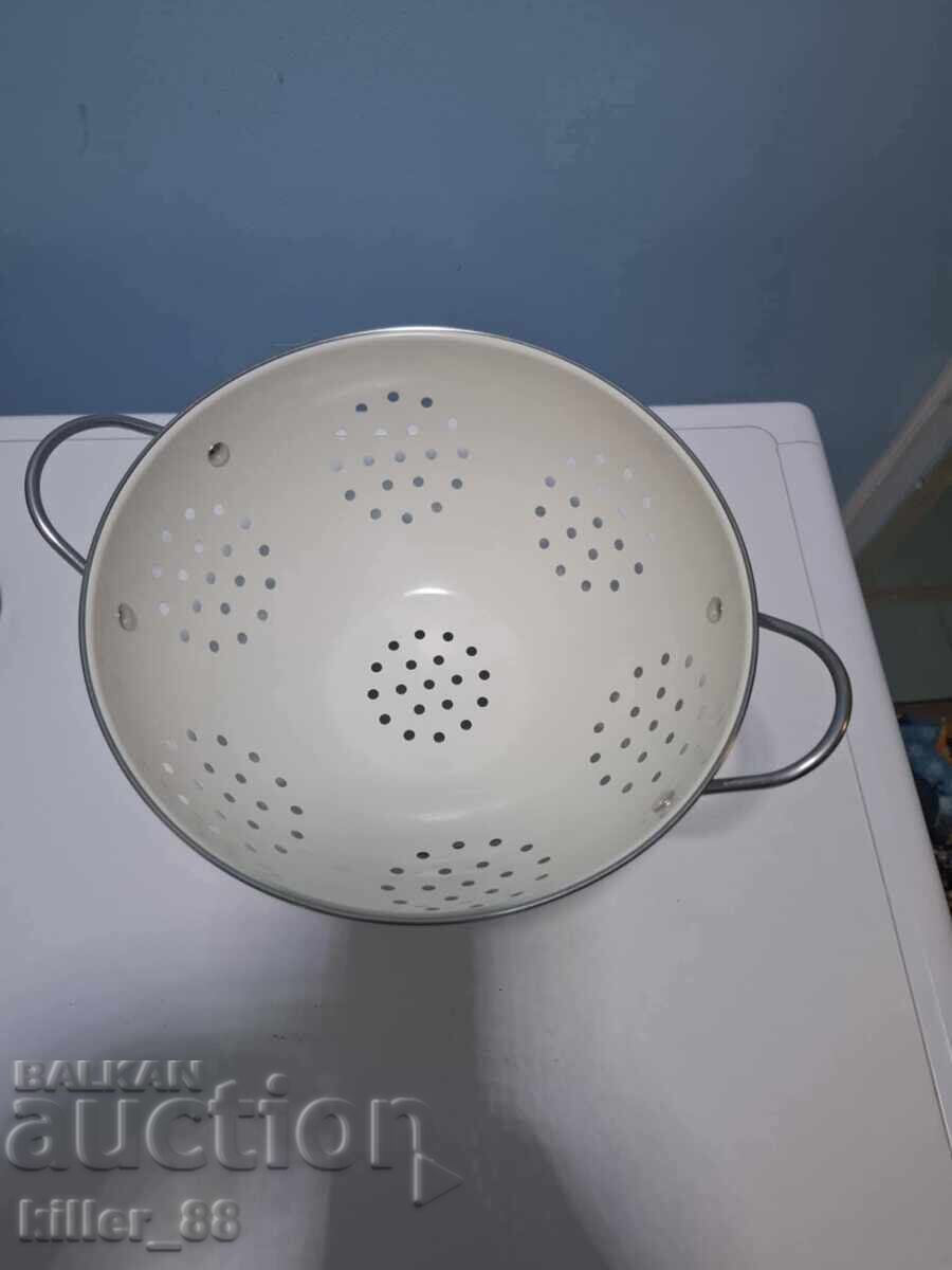 Δημοπρασία Μεταλλικό σουρωτήρι Δημοπρασία Μεταλλικό σουρωτήρι
