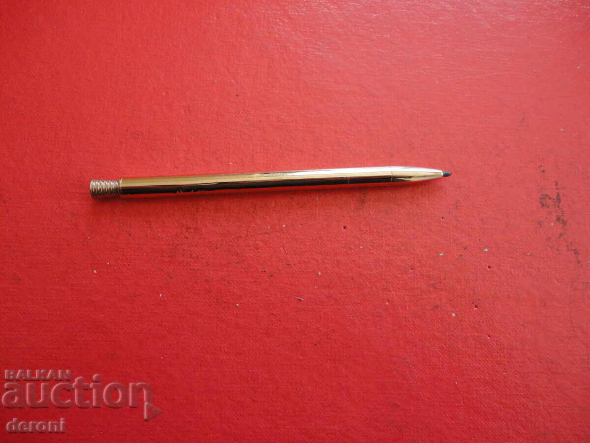 Delivery of Gold-plated Maybelline Eyeliner Delivery of Gold-plated Maybelline Eyeliner