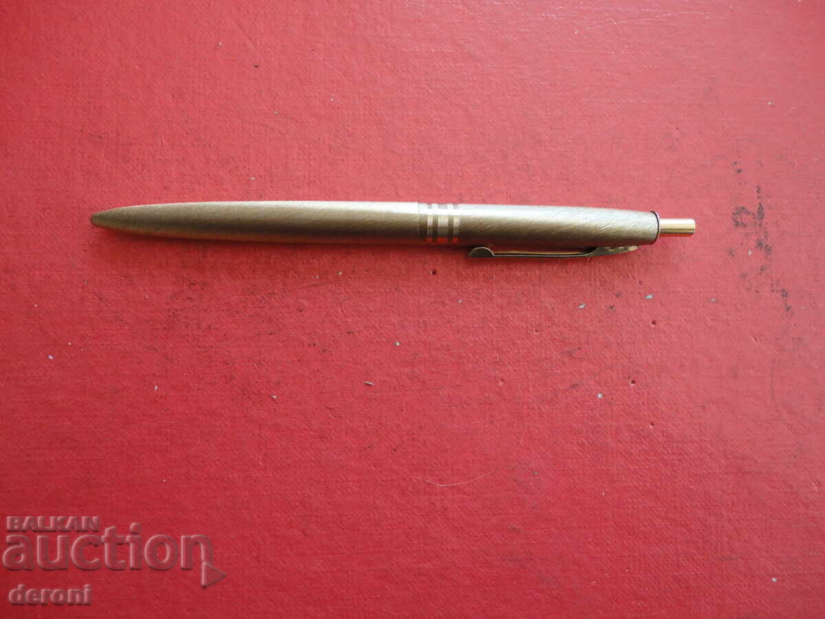 Gold-plated pen Wings USA with price 10.00 BGN | € 5.11 Gold-plated pen Wings USA with price 10.00 BGN | € 5.11