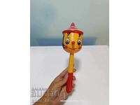 Ξύλινος Πινόκιο μαράκας