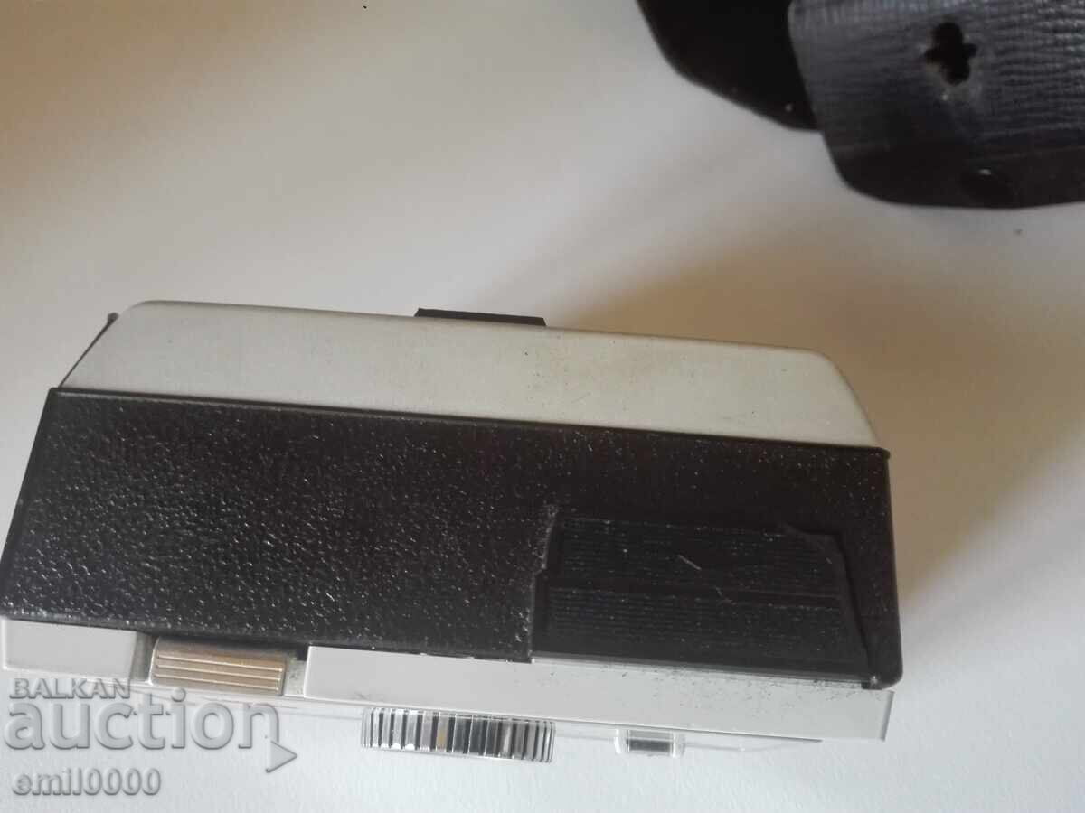 Δημοπρασία Παλιά γερμανική φωτογραφική μηχανή KODAK Instamatic 100