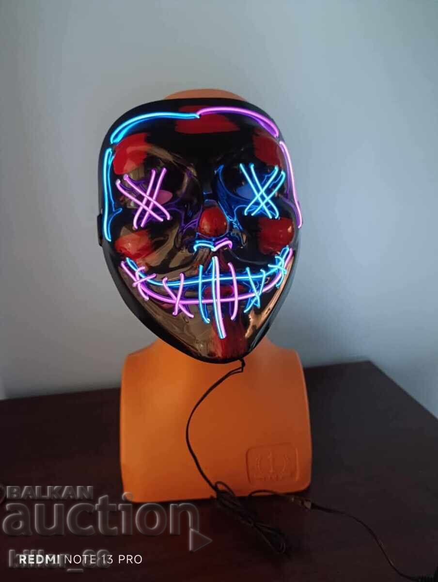 Светеща маска за Хелоуин