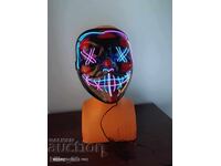 Masca luminoasă de Halloween