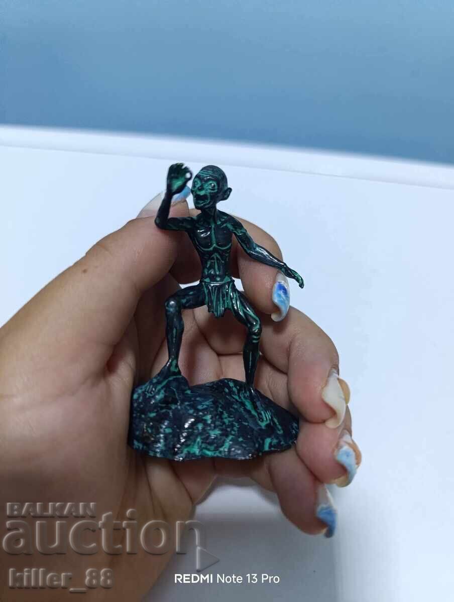 Metal Figurine, Not Magnetic - 6