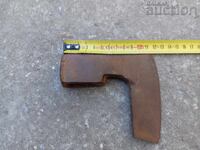 Secure vechi vechi, topor, lama sabie fier forjat