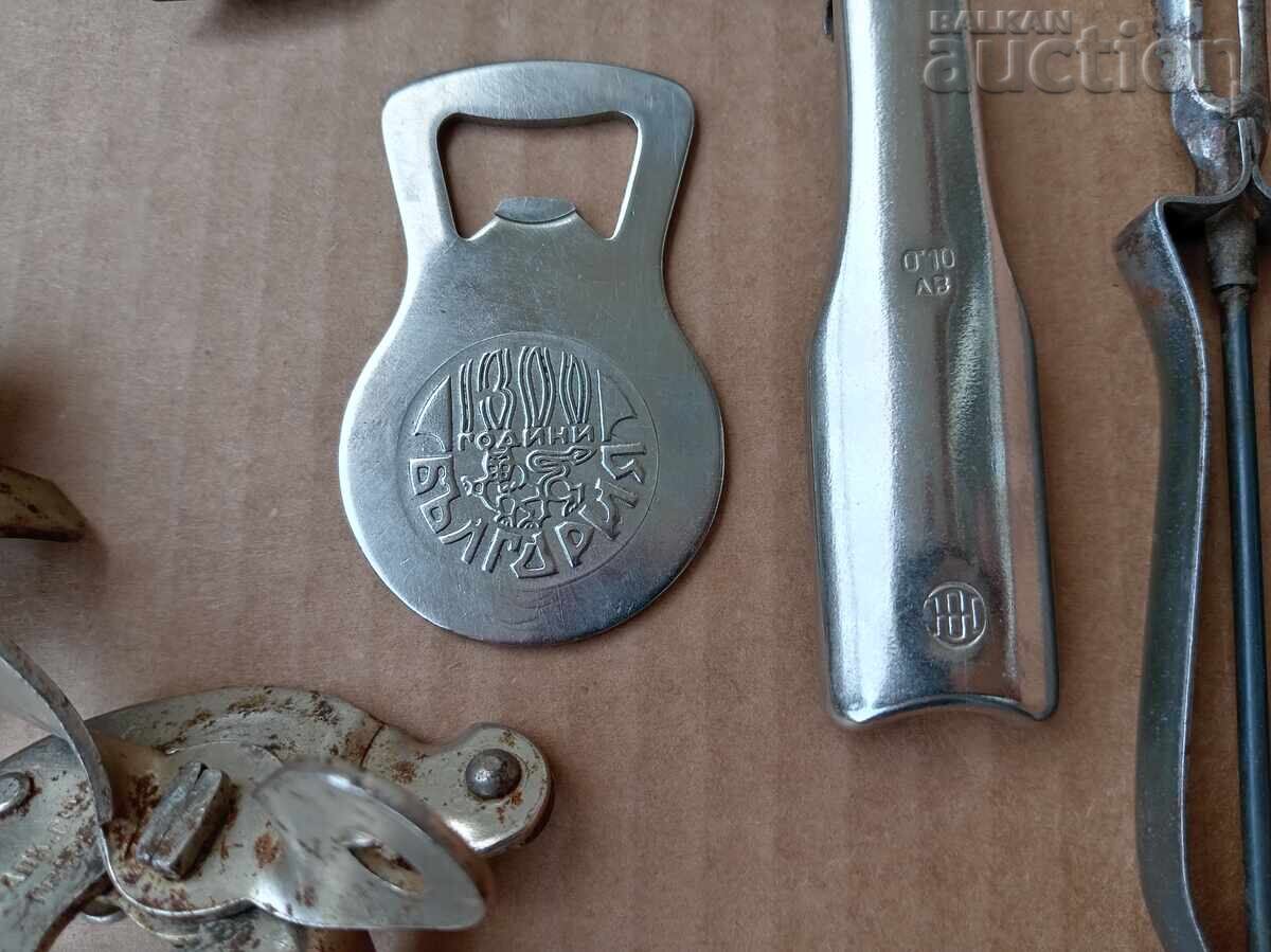 Lot retro vintage deschizătoare 1300 ani Bulgaria anii '70 '80 cu preț 41.00 BGN | € 20.96