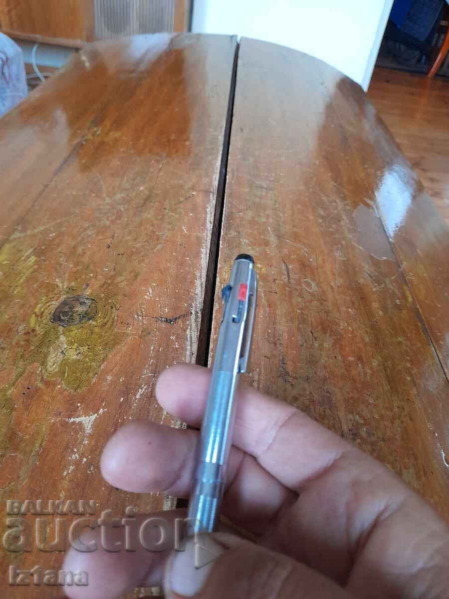 Παράδοση Παλιό πολύχρωμο στυλό, χημικό, στυλό