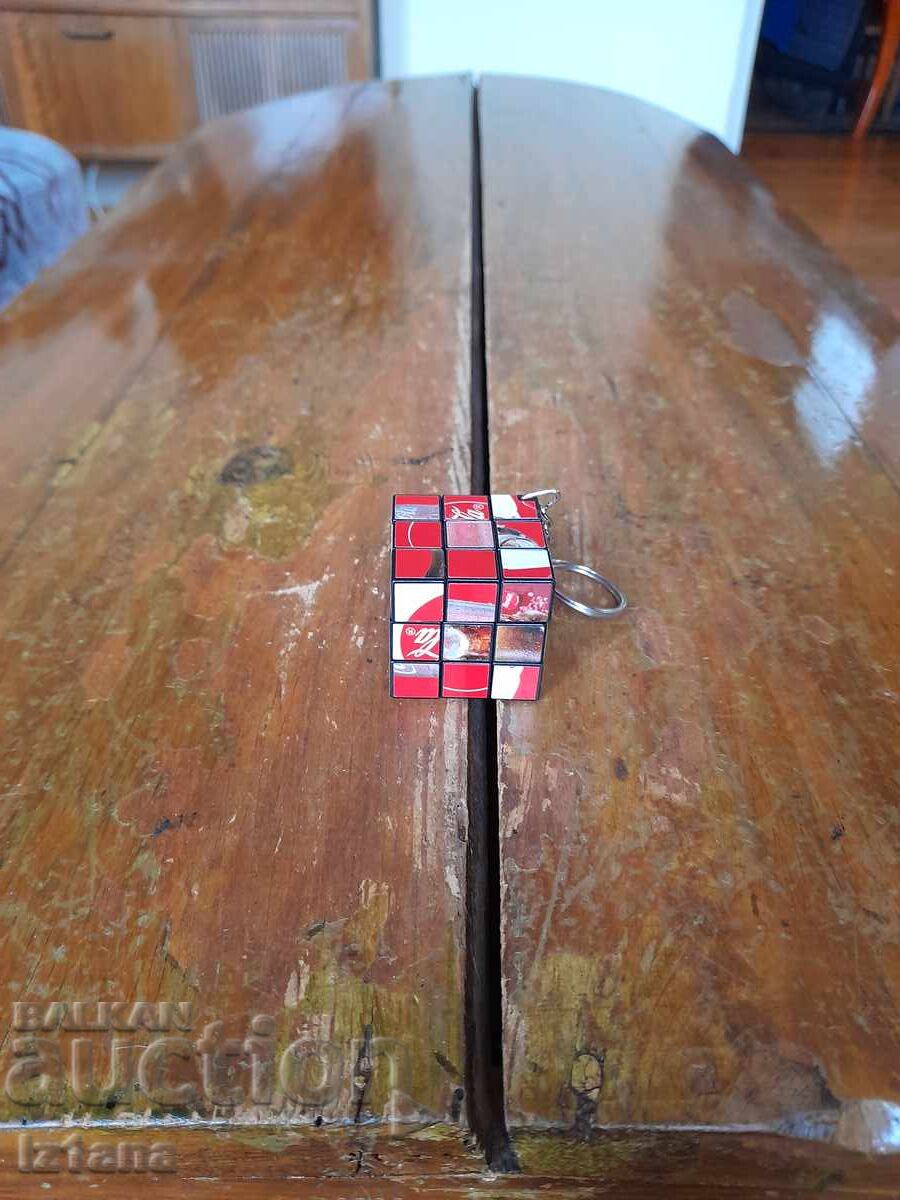 Suvenir vechi, breloc, cub de aranjat Coca Cola