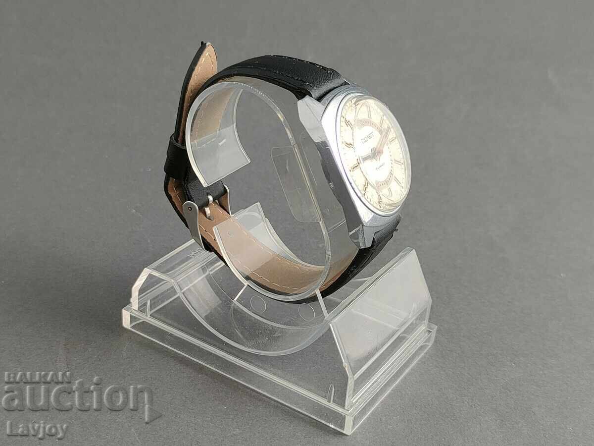 Licitație 18 bijuterii zvŭnets POLET