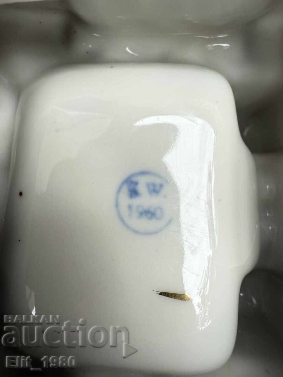 Porcelain Ashtray Baba Vida - 6 Porcelain Ashtray Baba Vida - 6