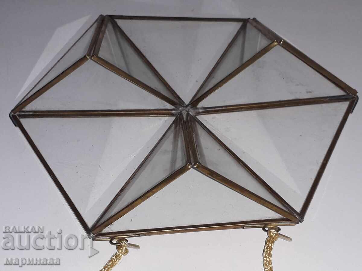 Livrarea STOC VECHI PENTRU DECORAȚIUNI