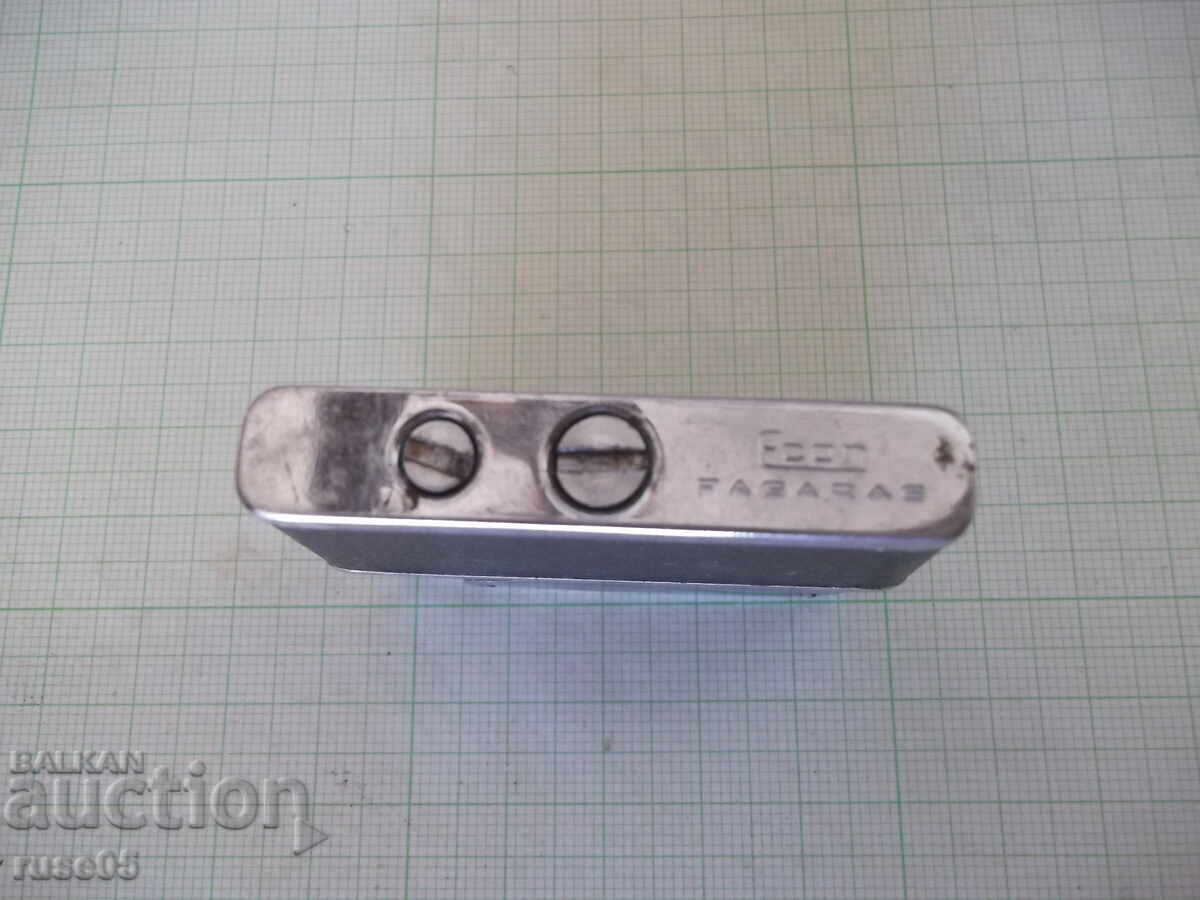 Gas lighter with flint, soft flame - 1 - 6