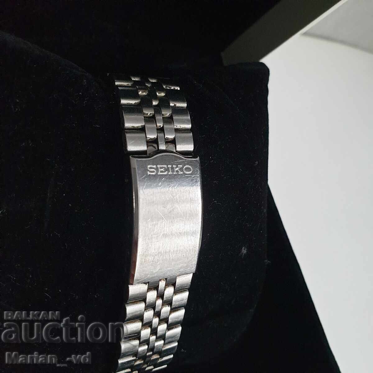Auction  Seiko 5 Automatic men's watch